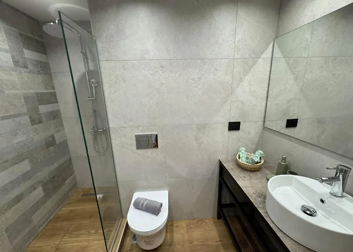 Svolou * 塞萨洛尼基